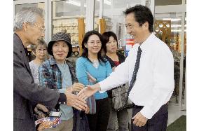 Kan campaigns for lower house by-election candidate