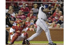 Mets, Cardinals tied at two games each