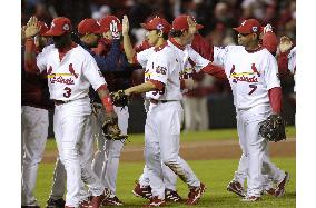 Cardinals beat Tigers 5-0 in Game 3 of World Series