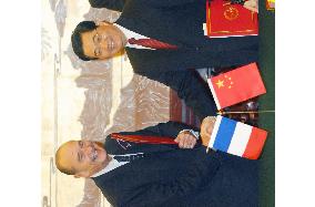 Chirac lauds China's support for U.N. resolution on N. Korea