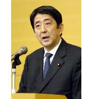 Abe says he cannot suppress debate on nukes outside party, gov't