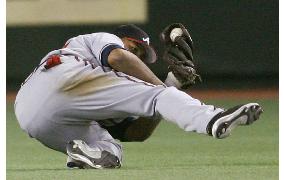 Select MLB beats Japan All-Stars in 2nd exhibition game