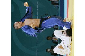 Egusa wins men's 60kg judo at Asian Games