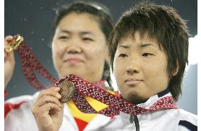 China's Zhang wins gold in women's hammer throw