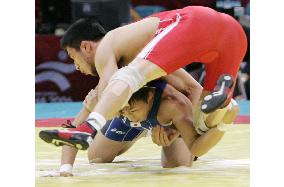 S. Korea's Baek wins gold in wrestling at Asian Games