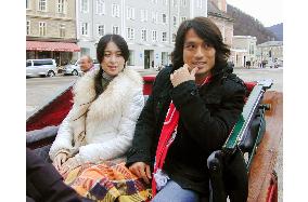 Soccer: Miyamoto, his wife sightseeing in Austria