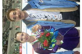 Suzuki wins figure skating gold