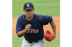 Matsuzaka shaky in rained-out spring training game