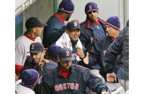 Matsuzaka logs 1st MLB win in Red Sox 4-1 triumph over Royals