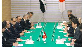 Abe holds talks with Iraqi premier