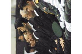 Abe attends funeral for 4 GSDF crew killed in chopper crash