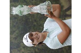 Jeon wins Salonpas World Ladies, Webb tied for 3rd