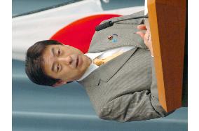 Shiozaki says Abe sent offering to Yasukuni in private capacity