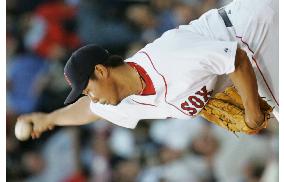 Matsuzaka pitches 1st career complete game in majors