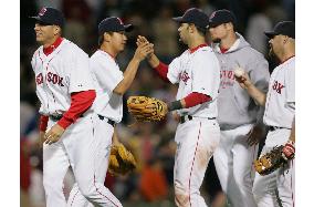 Matsuzaka pitches 1st career complete game in majors