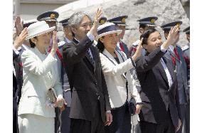 Emperor, empress leave for 10-day, 5-nation Europe tour