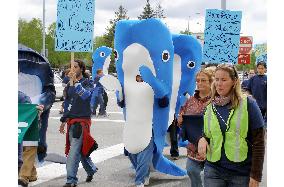 Anti-whaling groups march against pro-whaling countries
