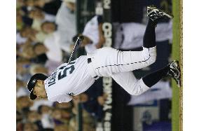 Ichiro sees hitting streak snapped at 25