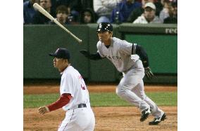 H. Matsui extends hitting streak, pounds Okajima