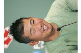 Matsuzaka throws 7 scoreless innings for 8th win