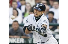 Ichiro gets 3 hits in Mariners' 7th win in a row