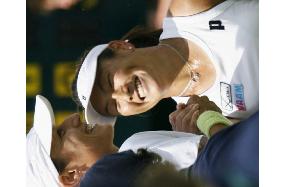 Sugiyama, Srebotnik storm to Wimbledon third round doubles