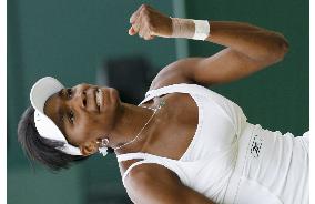 Venus Williams advances to semifinals