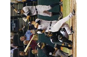 H. Matsui homers but Yankees fall to Devil Rays