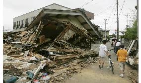 M6.8 quake jolts Niigata, vicinity