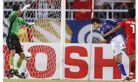 Japan crush Vietnam to cruise into Asian Cup quarterfinals