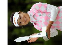 China's Zhang hangs on at AXA Ladies for back-to-back wins