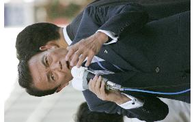 Fukuda, Aso give joint campaign speeches