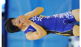 Yoshida, Sakamoto win gold at world championships