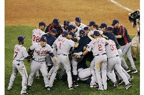 Cleveland Indians oust N.Y. Yankees from postseason playoffs