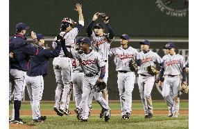 Indians beat Red Sox to tie at one game apiece