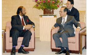 Fukuda meets IPCC chairman Pahauri