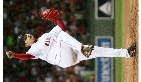 Matsuzaka helps Boston reach World Series