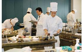Experts to train young cooks to prepare for culinary Olympics