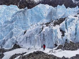 (InTibet)CHINA-TIBET-GLACIERS(CN)