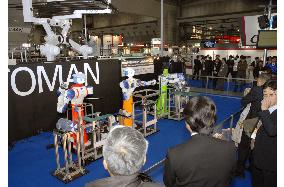 World's largest international robot fair opens in Tokyo