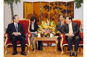 Japan, China agree to work toward data sharing over sandstorms