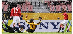 Urawa shoot down Sepahan at Club World Cup