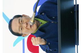 Lee Hoi Chang appeals to voters in presidential election