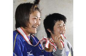 Icho siblings take gold at national wrestling championships