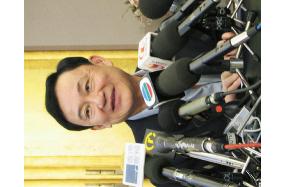 Ousted Thai premier Thaksin hopes to return home by April