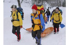 Police recover bodies of 4 men hit by avalanche in Gifu