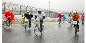 Amateur bicycle races growing in popularity in Japan