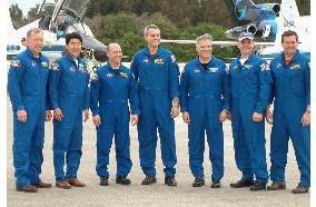 Doi, 6 other Endeavour crew in final training