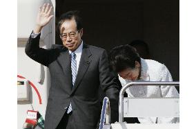 Fukuda leaves for S. Korea for Lee's presidential inauguration