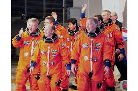 Endeavour crew heads to shuttle orbiter to await liftoff